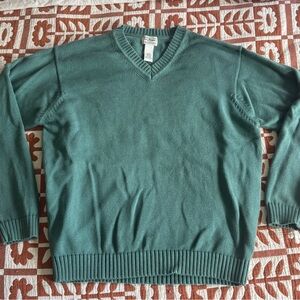 L.L. Bean Men's Green V-Neck Sweater (L)